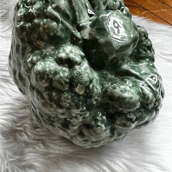 A Due Tosin ceramic broccoli figurine approx 6” tag still on - Picture 6 of 9